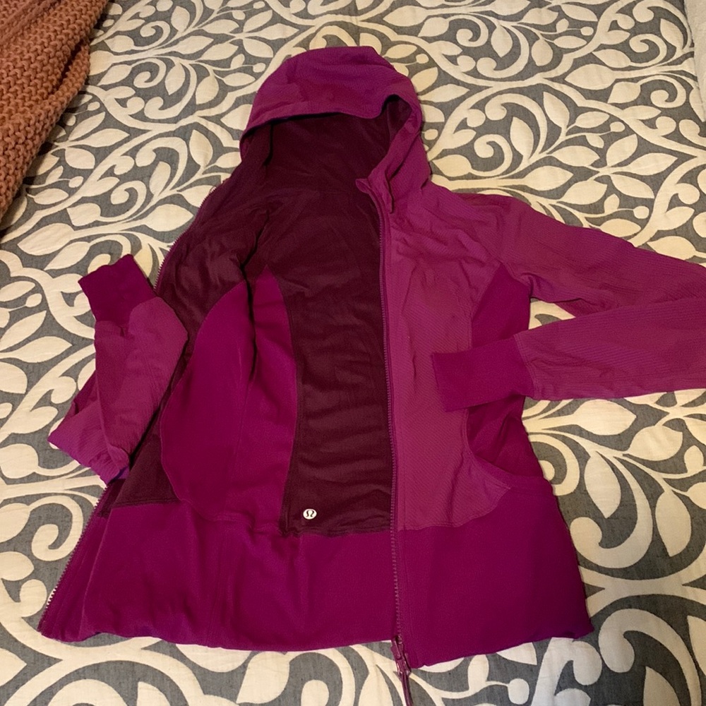 COPY - Lululemon jacket size 4